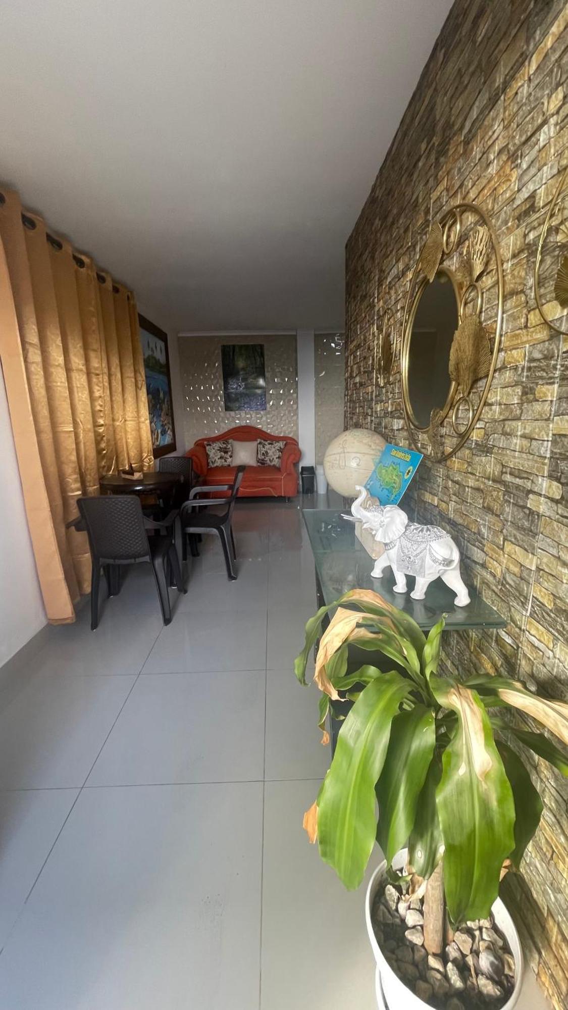 Sea Life Apartamentos En Via Principal Centro Y San Luis San Andrés Eksteriør bilde