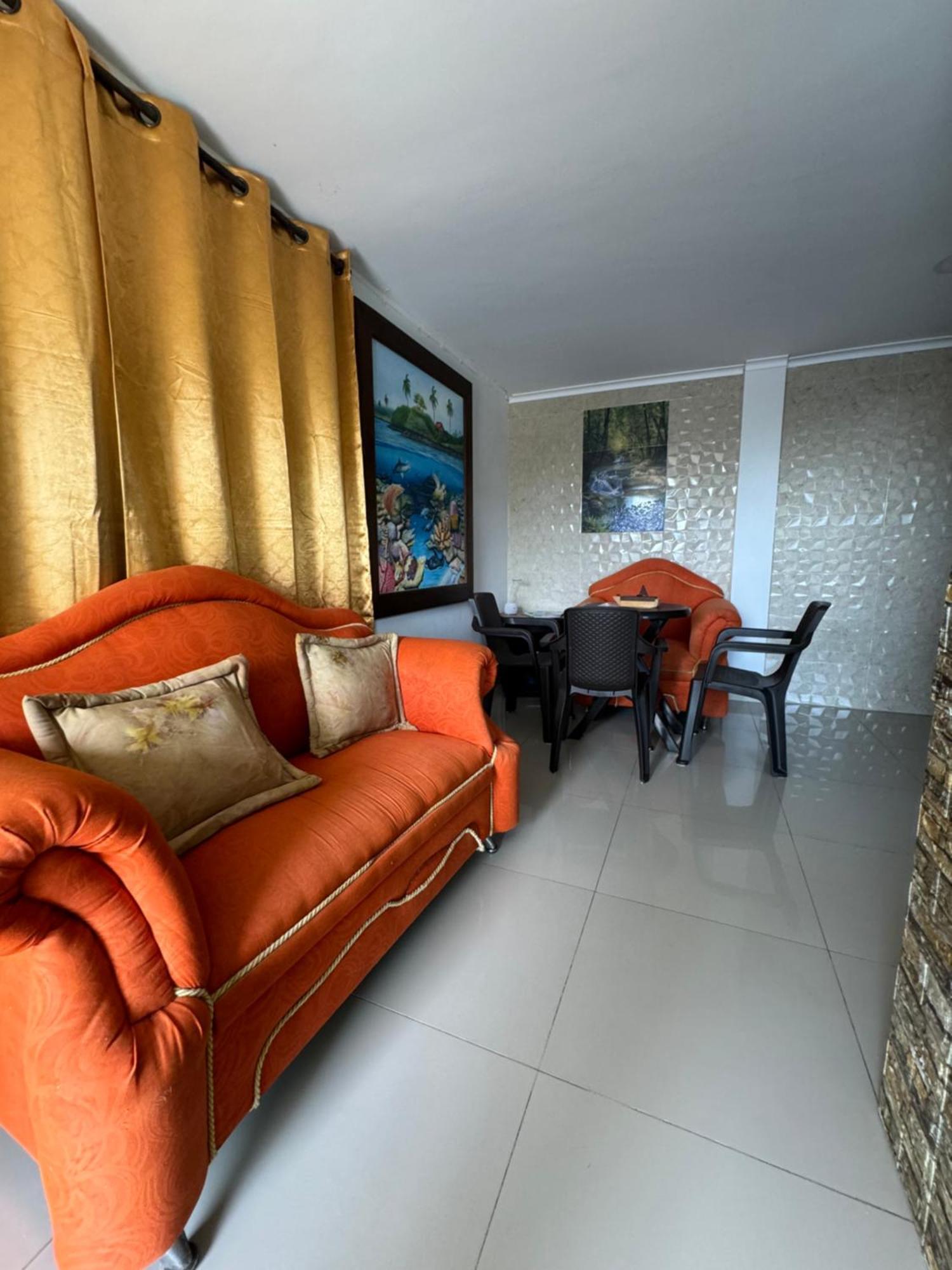 Sea Life Apartamentos En Via Principal Centro Y San Luis San Andrés Eksteriør bilde